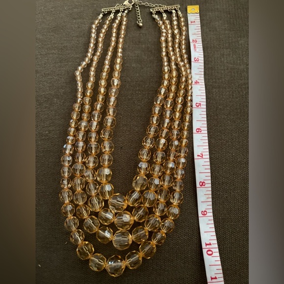 Jewelry - THE MOST LOVELY CHAMPAGNE COLORED FACETED BEADED NECKLACE..... SO DIVINE!